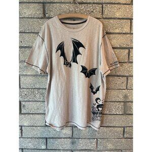 Disney Parks Halloween 2017 Shirt L Beige With Black Bats Print Walt Disney Worl
